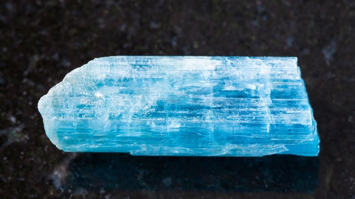 Aquamarine & Bloodstone: A Guide to March's Birthstones