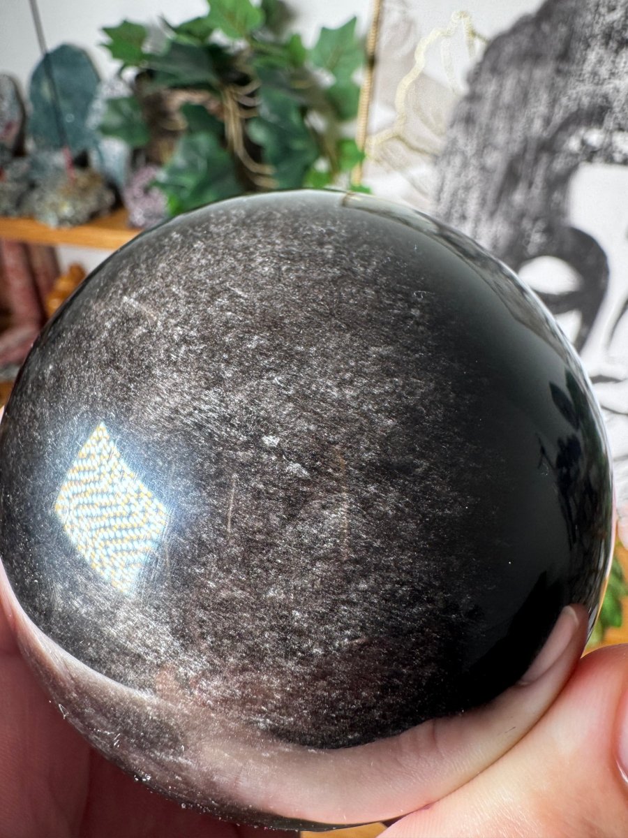 Sheen Obsidian Crystals: Gold and Silver Varieties Explained - Crystals & Reiki