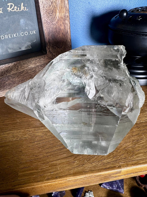 Top 10 Crystals Every Beginner Should Try - Crystals & Reiki