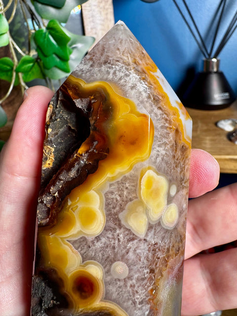 AA Grade Druzy Agate Tower with Clear Amethyst Point – Rare Orbicular Formation - Crystals & Reiki