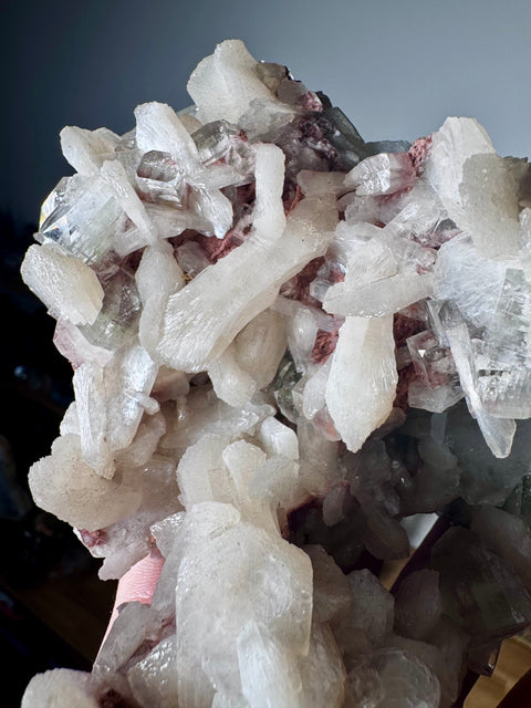 Green Apophyllite With Stilbite Cluster – Elevates Energy – 760g - Crystals & Reiki