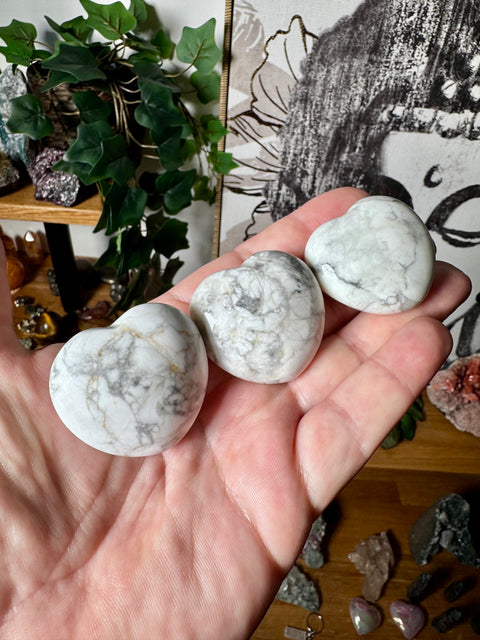 Howlite Hearts – Calming Stones of Compassion & Peace – Approx. 60g Each - Crystals & Reiki