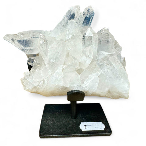 Elegant Quartz Clusters with Display Stands for Home Decor