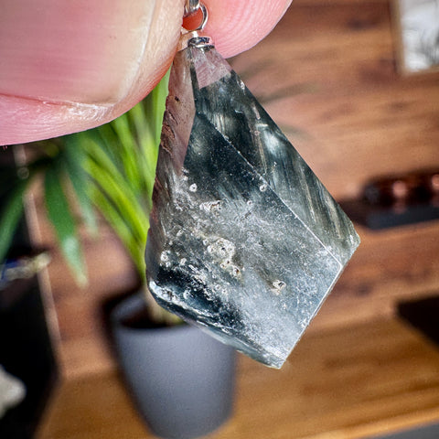 AA Grade Blue Tara Quartz Pendant: Substantial Depth and Blue Needles