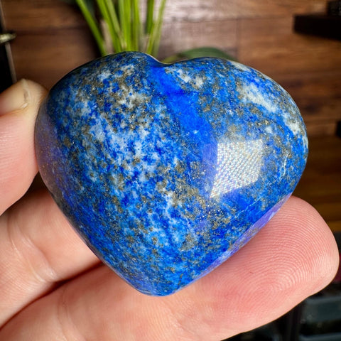Lapis Lazuli Heart: The Stone of Inner Truth – 4.2cm / 61g - Crystals & Reiki