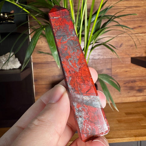 Hematite & Red Jasper (Jaspilite) Obelisk – Grounding Roots & Raw Power - Crystals & Reiki