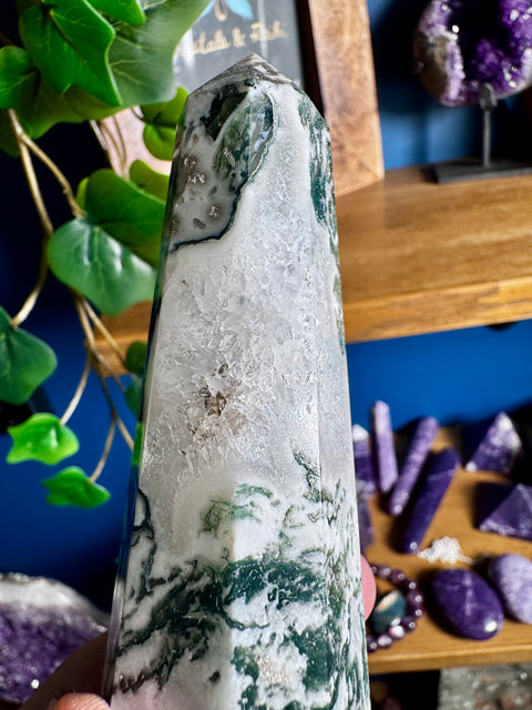 Tree Agate Point - Stimulates Heart Chakra Energy - Crystals & Reiki