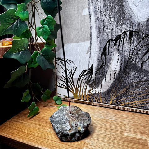 Large Raw Emerald Incense Holder - Crystals & Reiki