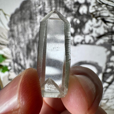Phantom Lemurian Quartz Point (6.28g) | For Spiritual Enlightenment - Crystals & Reiki