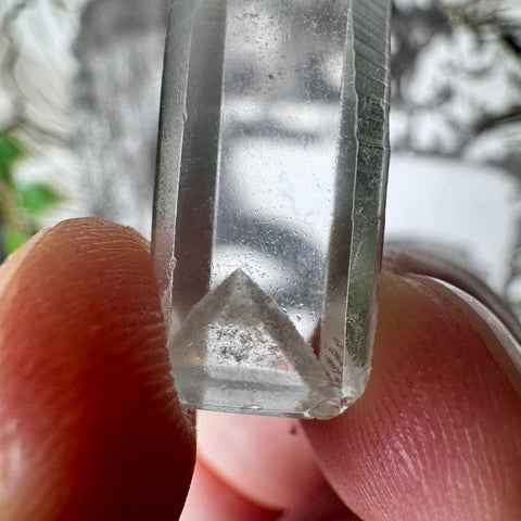 Phantom Lemurian Quartz Point (6.28g) | For Spiritual Enlightenment - Crystals & Reiki
