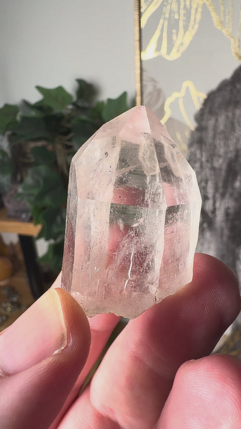 Himalayan Quartz Point – Pure Light & Spiritual Clarity – 44g